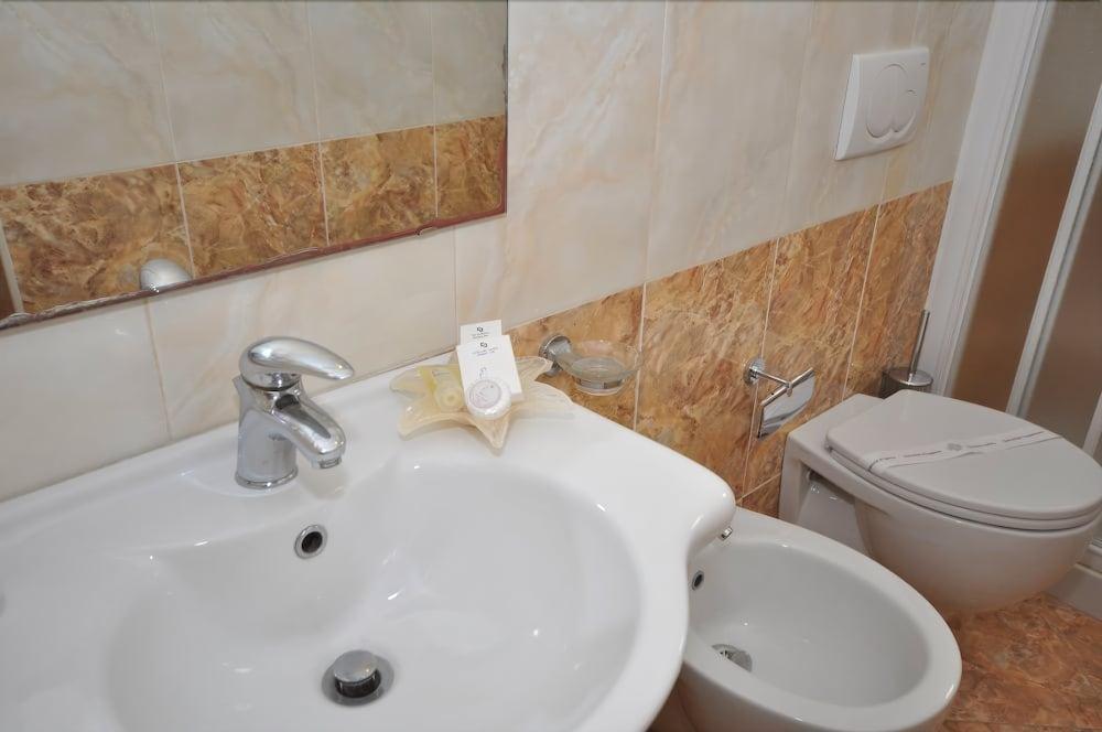 Hotel Adriatic&Beauty Rimini Exterior foto